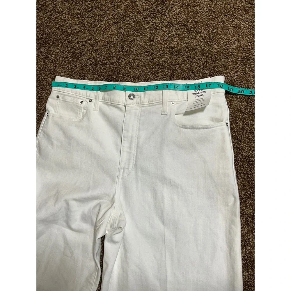 Madewell Flared Wide Leg Jeans Women's Size 33 White Denim Raw Hem - Picture 5 of 8